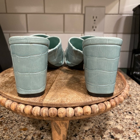 Calvin Klein “Carsi” block heel slides size 7.5 - Picture 6 of 9